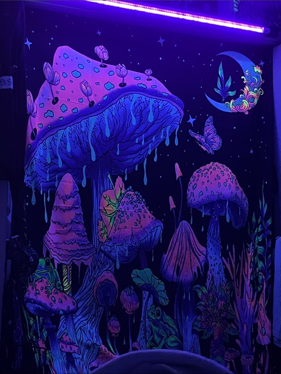 Other - Blacklight Mushroom Wall Tapestry - Neon Purple & Blue